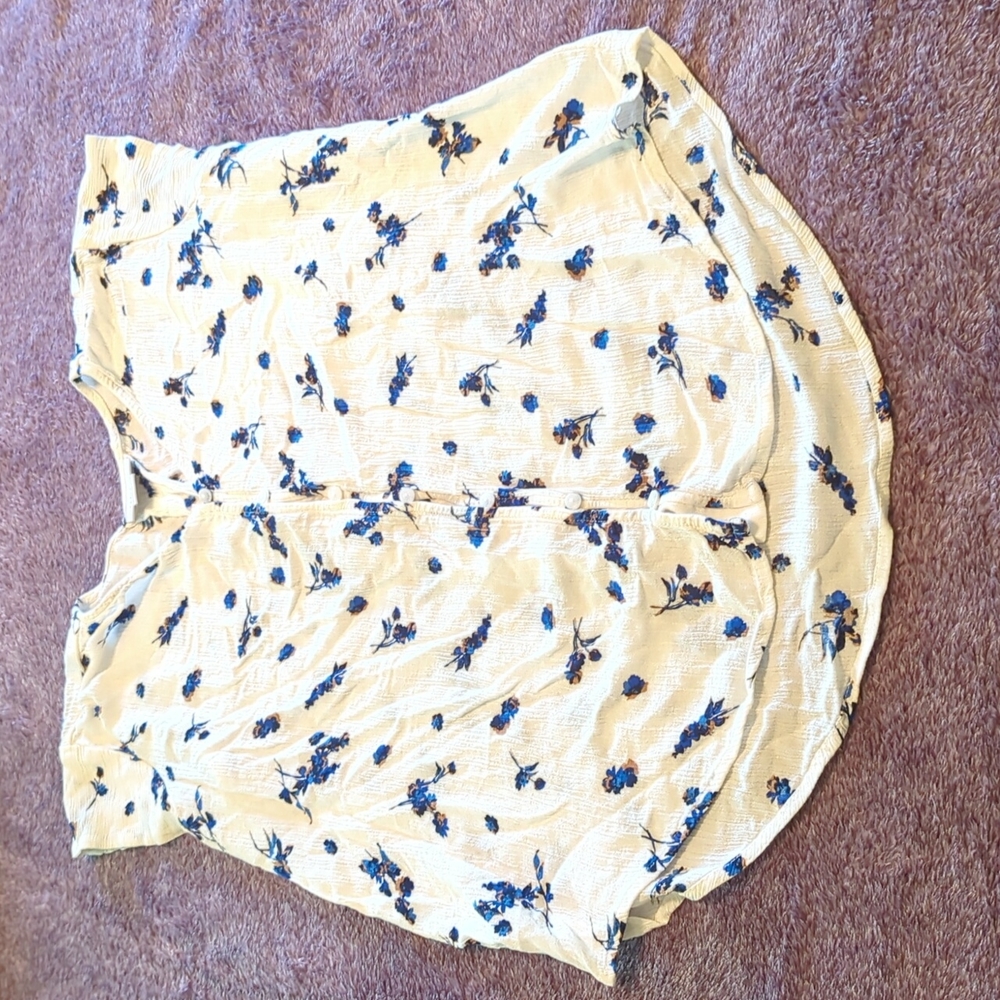 Liz Claiborne Floral Blouse